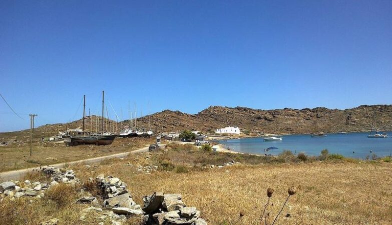 Paros Travel Guide: Beaches and Villages