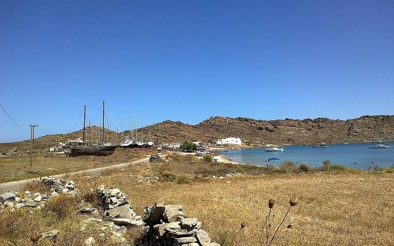 Paros Travel Guide: Beaches and Villages