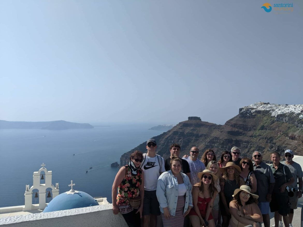 Santorini Tour Guide: Best Routes, Local Tips, And Must-See Stops